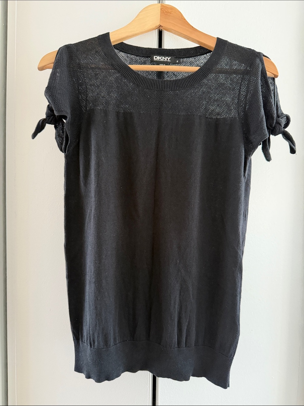 DKNY Black Short Sleeve Silk and Cashmere Knit Top with Tie Sleeve Detail